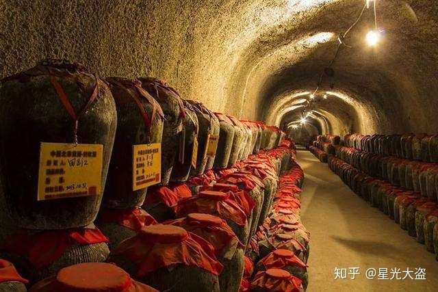 洋酒专题（第二篇）中西方酒文化的差异大不同？